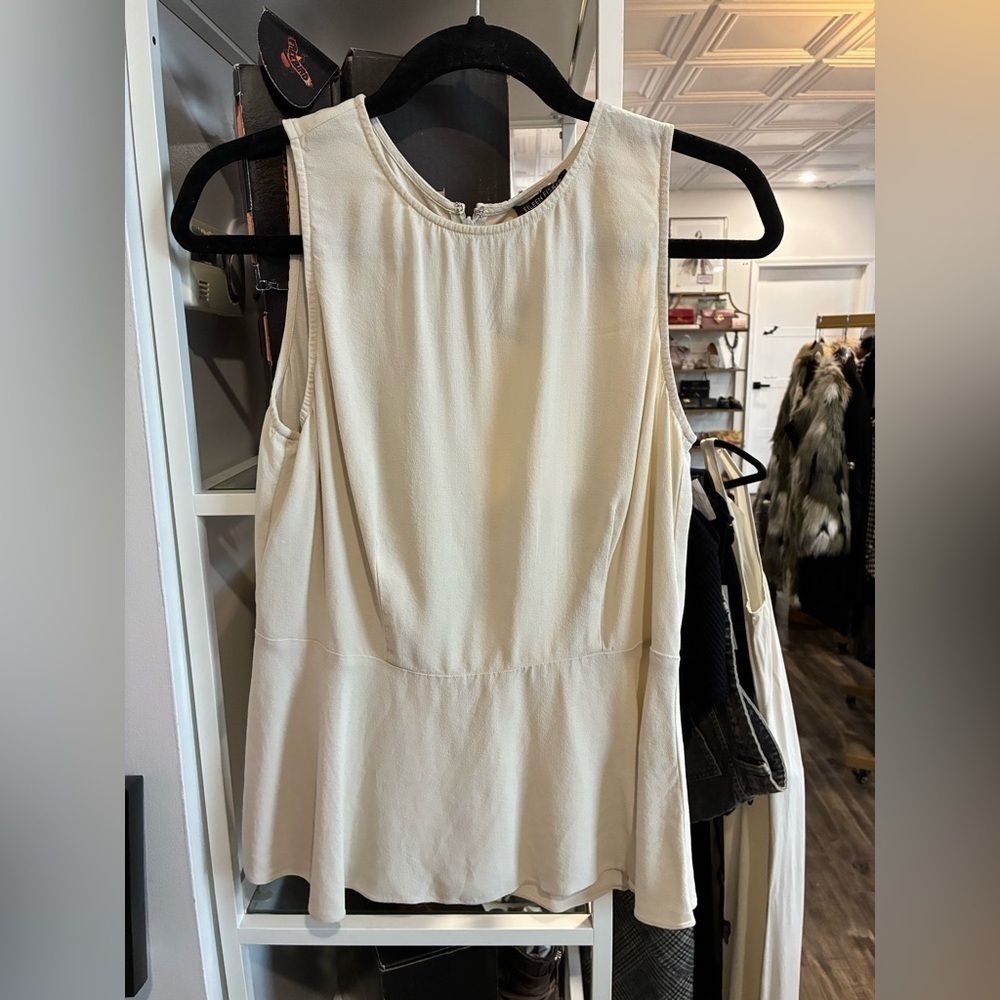 Eileen Fisher cream shell blouse 100% silk